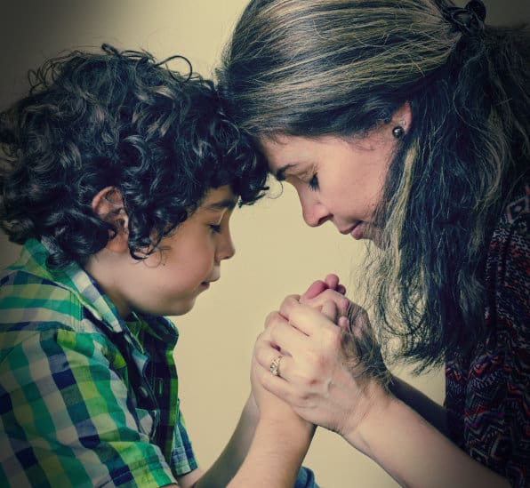 4 Tips for Teaching Prayer to Children