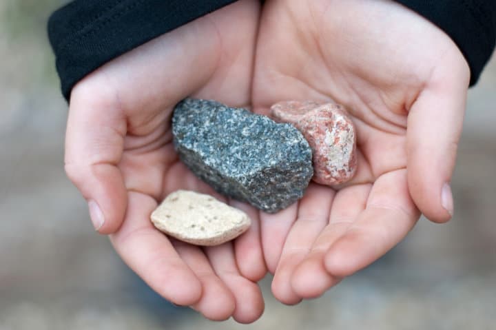 Carry My Rocks Object Lesson about Sin (1 Peter 2:34) 